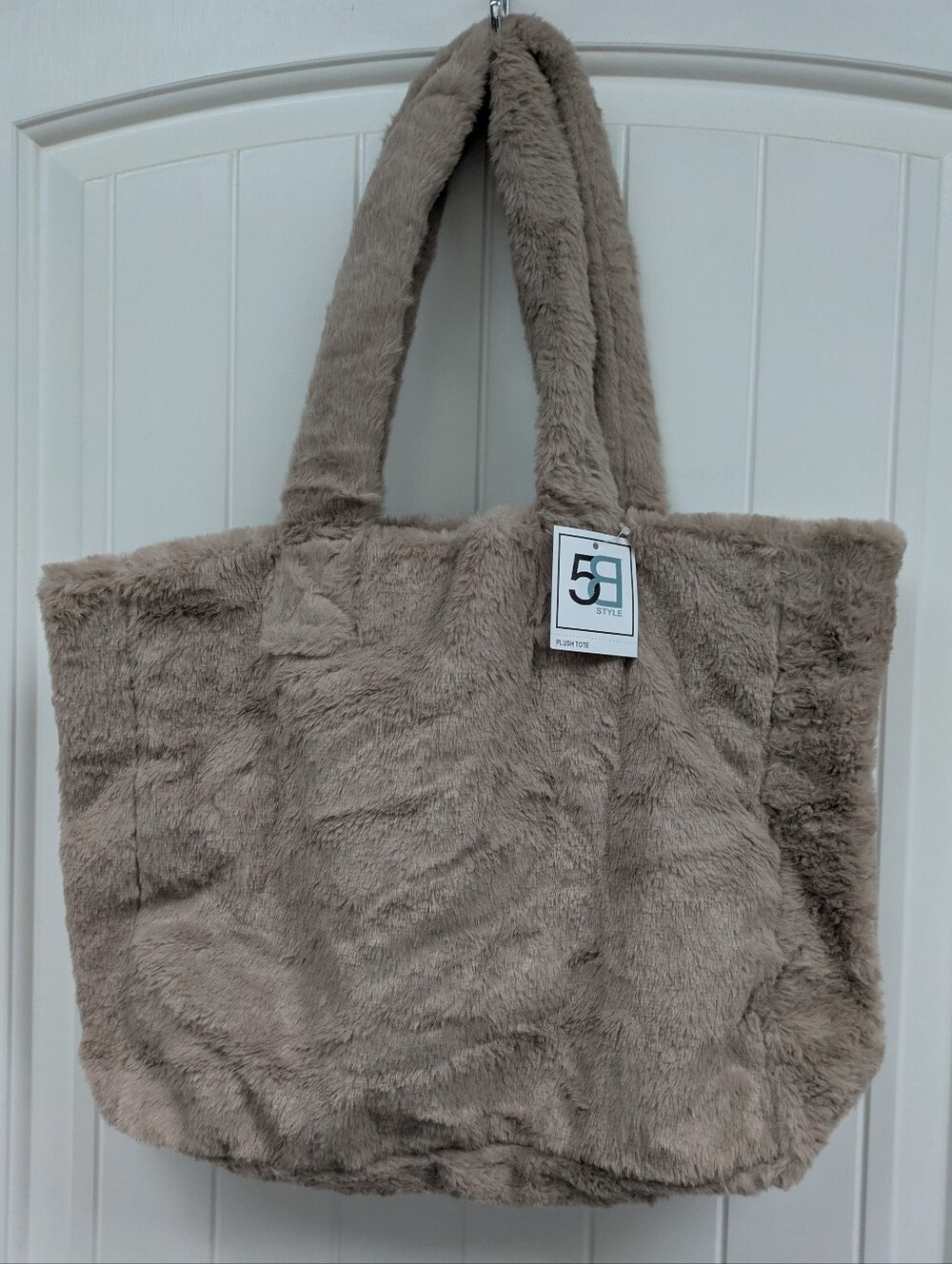 Plush Faux Fur Tote Bag in Taupe